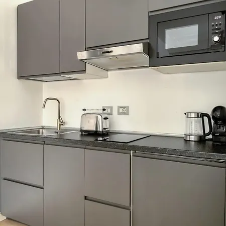 San Siro - Close To The Stadium And Fiera Apartment